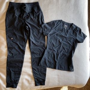Barco one jogger scrub set